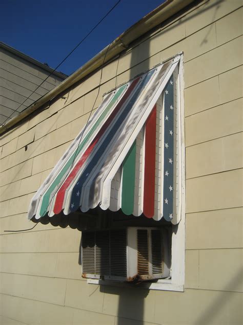 how to remove metal awnings